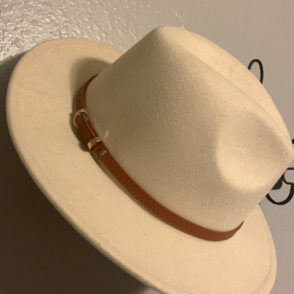 Forever 21 hat